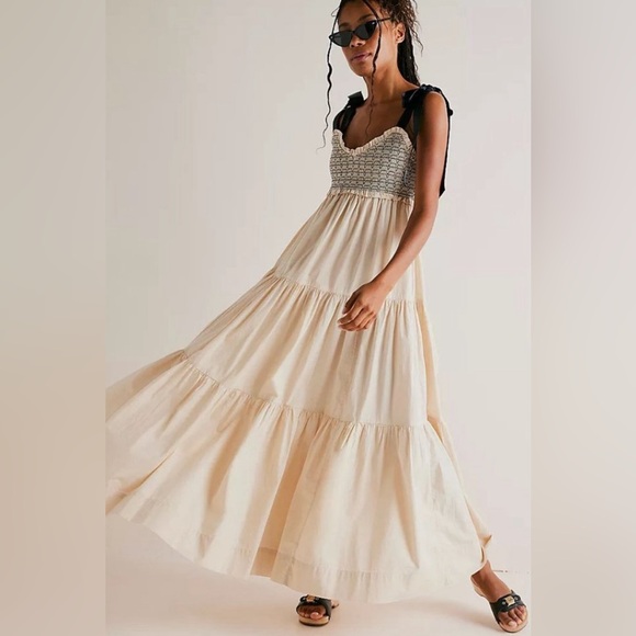 Free People Dresses & Skirts - FREE PEOPLE Bluebell Solid Maxi
Dress / Vacation Sand